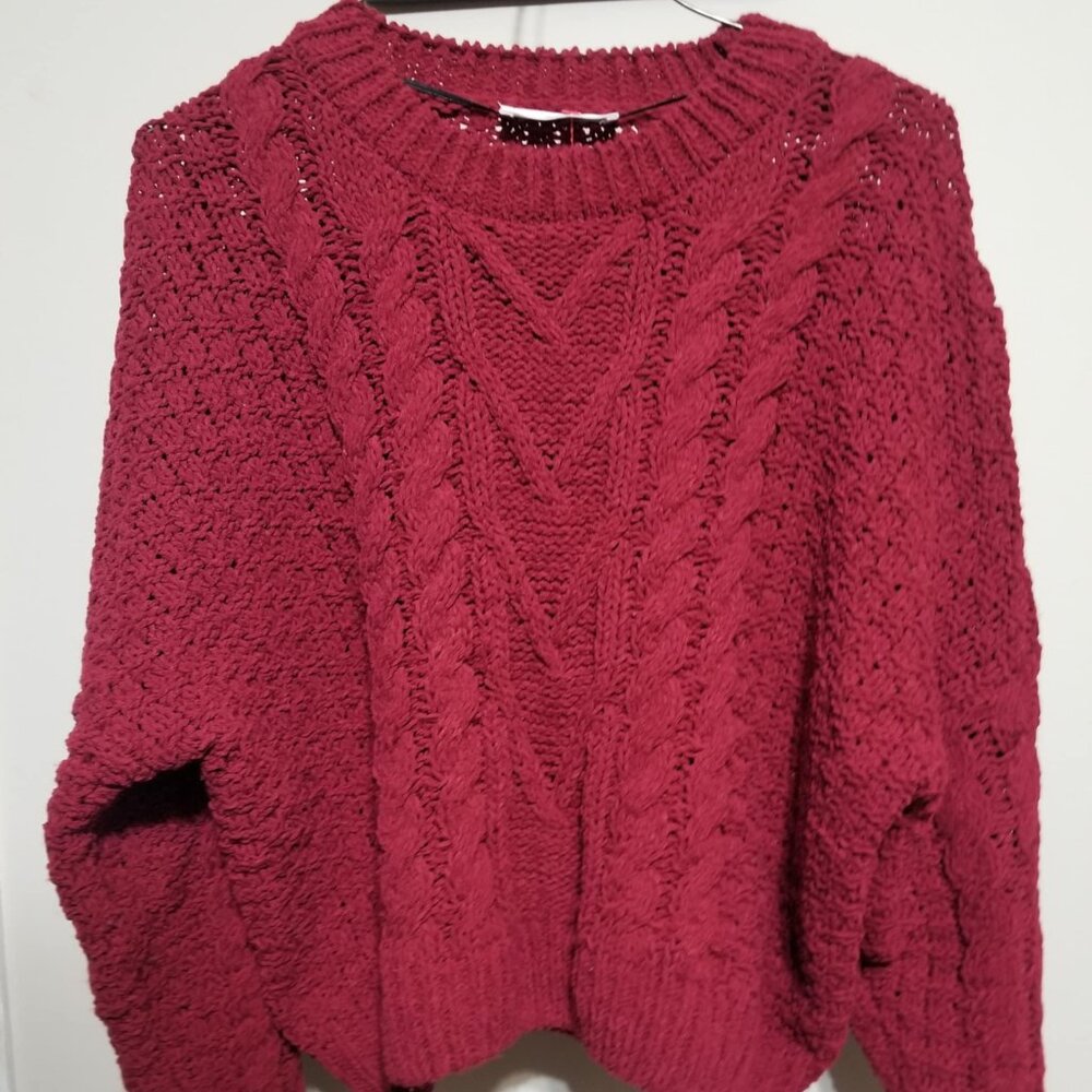 Double Zero Sweater Red Cropped Small Cable knit Cozy Casual